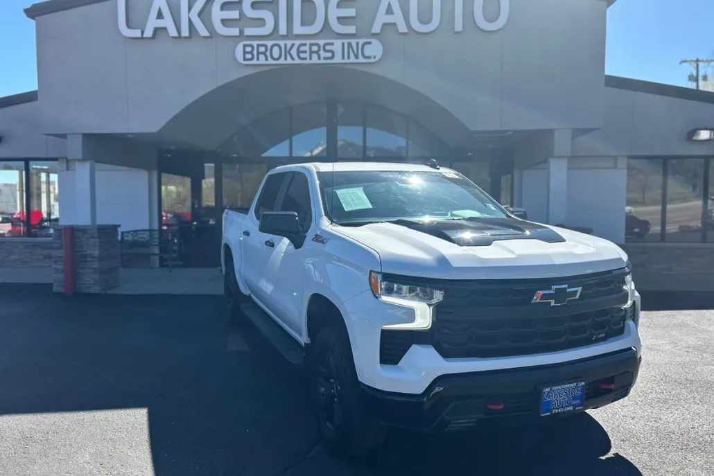 2023 Chevrolet Silverado 1500 LT Trail Boss photo 1