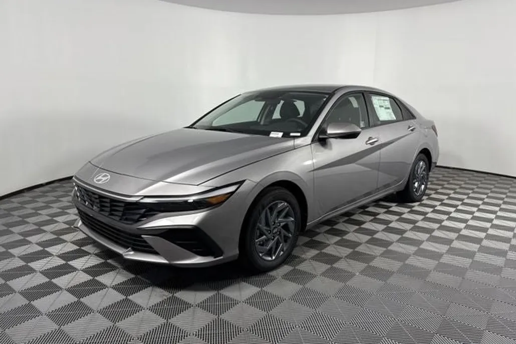 2025 Hyundai Elantra Hybrid Blue photo 1