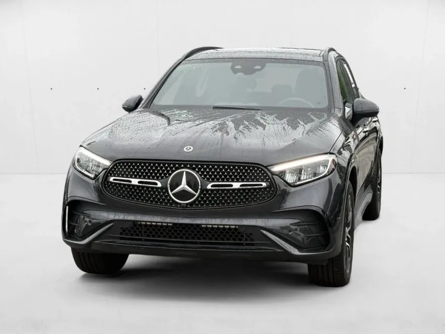 2024 Mercedes Benz GLC 300 photo 1