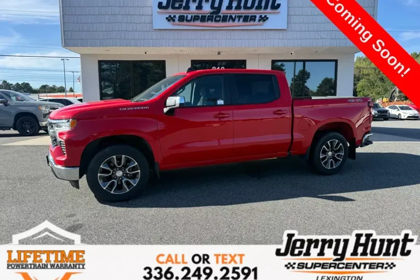 2022 Chevrolet Silverado 1500 LT photo 1