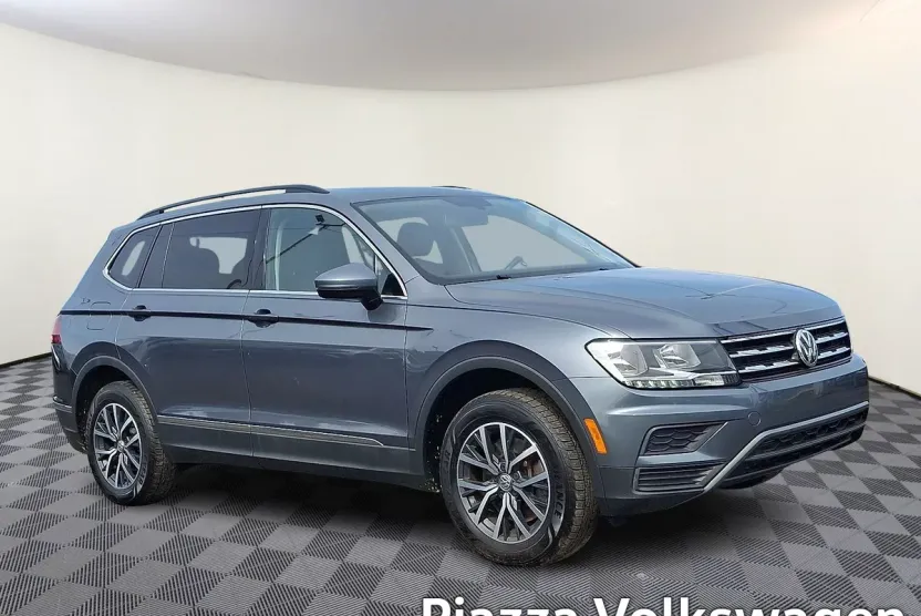 2020 Volkswagen Tiguan SE photo 1