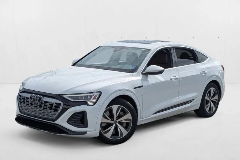 2024 Audi Q8 E-tron line Premium Plus photo 1