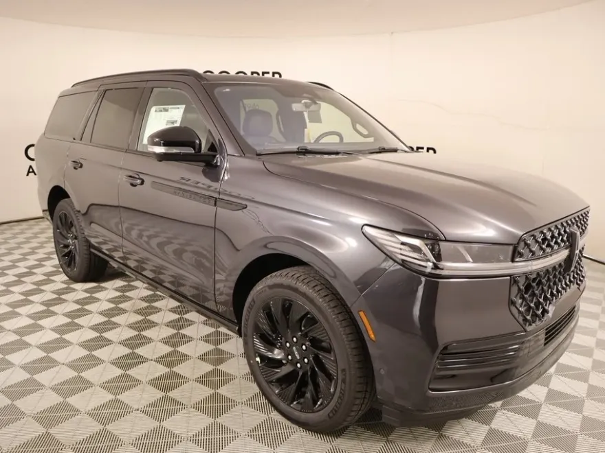 2025 Lincoln Navigator Reserve photo 1