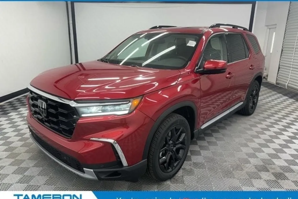 2025 Honda Pilot Touring photo 1