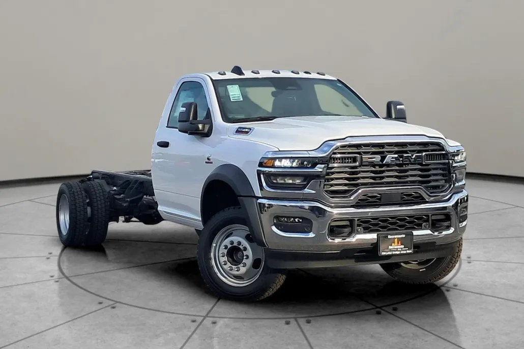 2025 Ram 5500 Tradesman photo 1