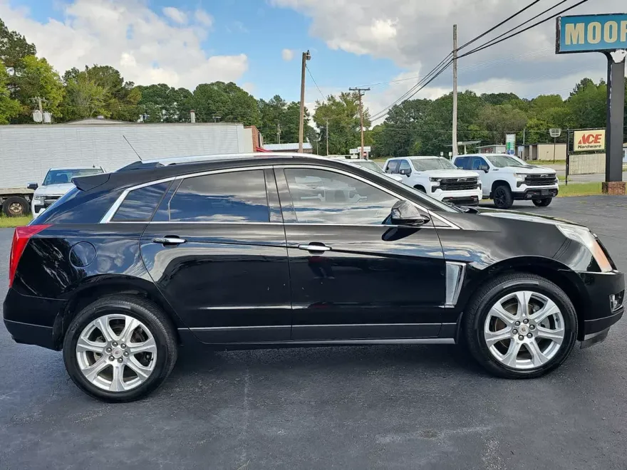 2016 Cadillac SRX Performance photo 1