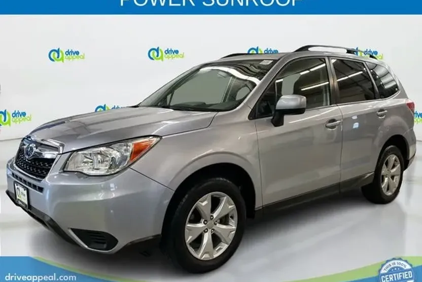 2016 Subaru Forester 2.5i Premium photo 1