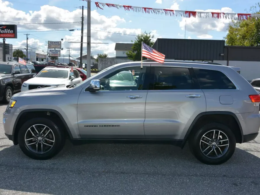 2018 Jeep Grand Cherokee Limited Sport photo 1