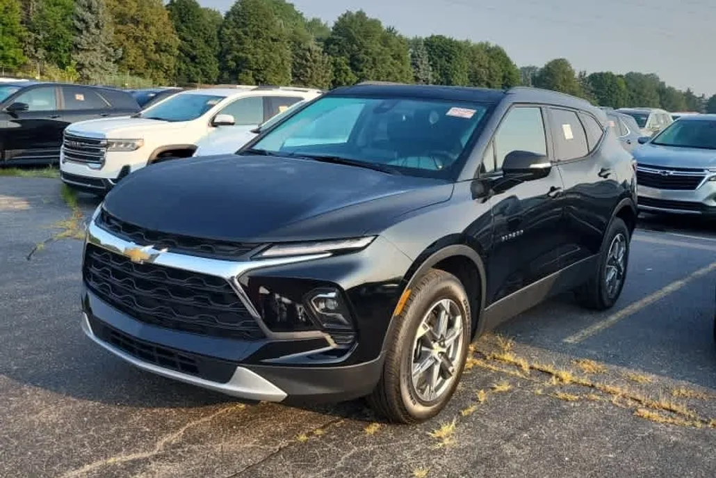 2024 Chevrolet Blazer 3LT photo 1
