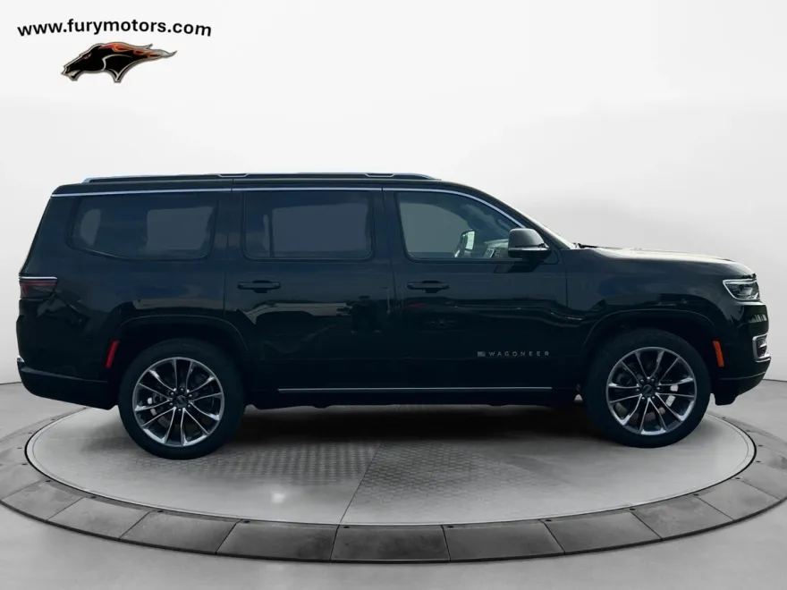2024 Jeep Wagoneer Series III photo 1