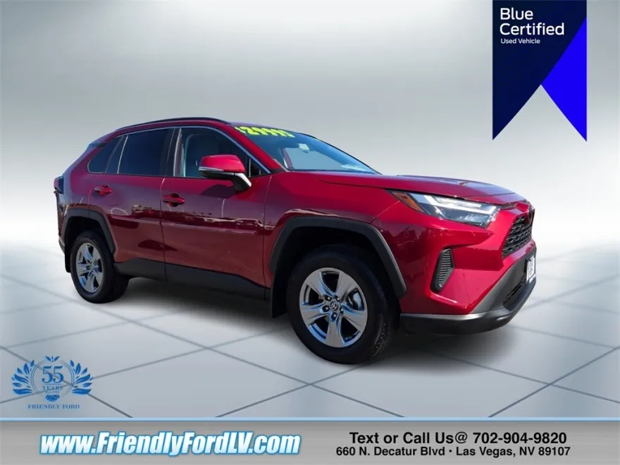 2023 Toyota RAV4 XLE photo 1