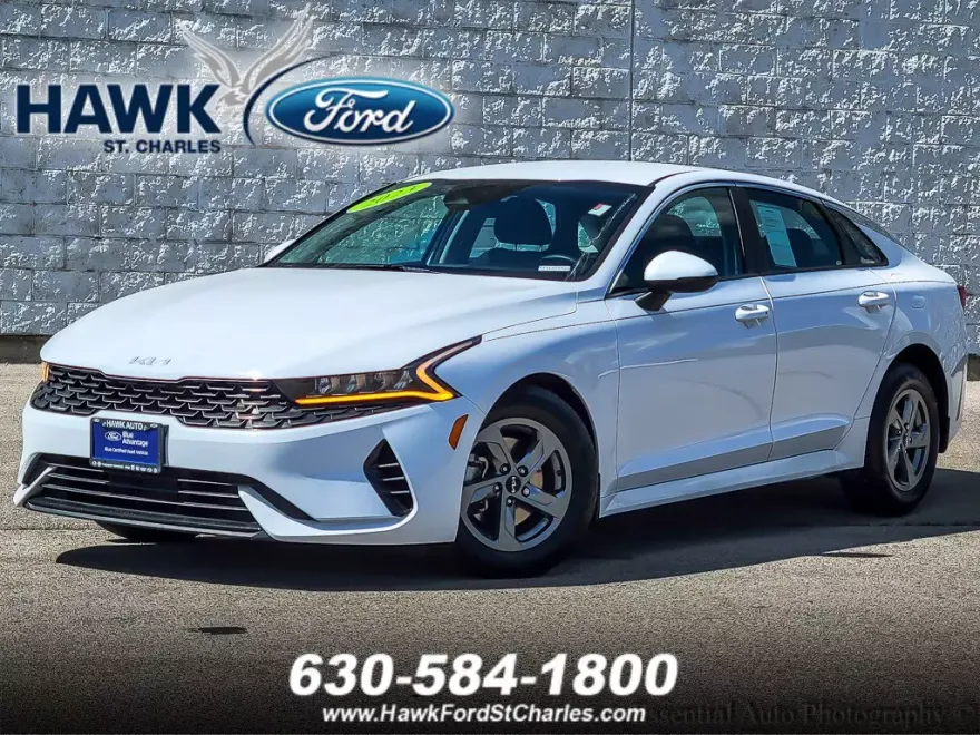 2023 Kia K5 LXS photo 1