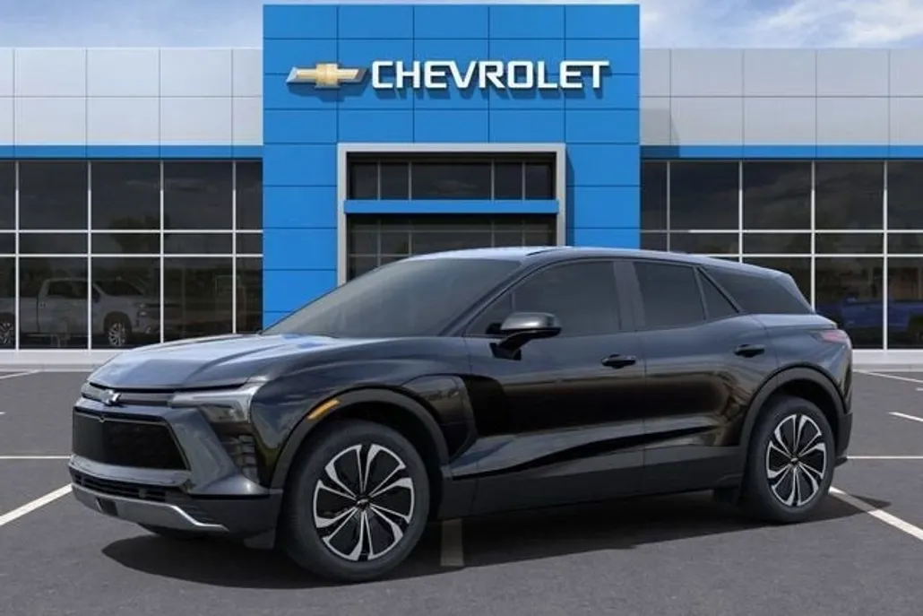 2025 Chevrolet Blazer EV photo 1