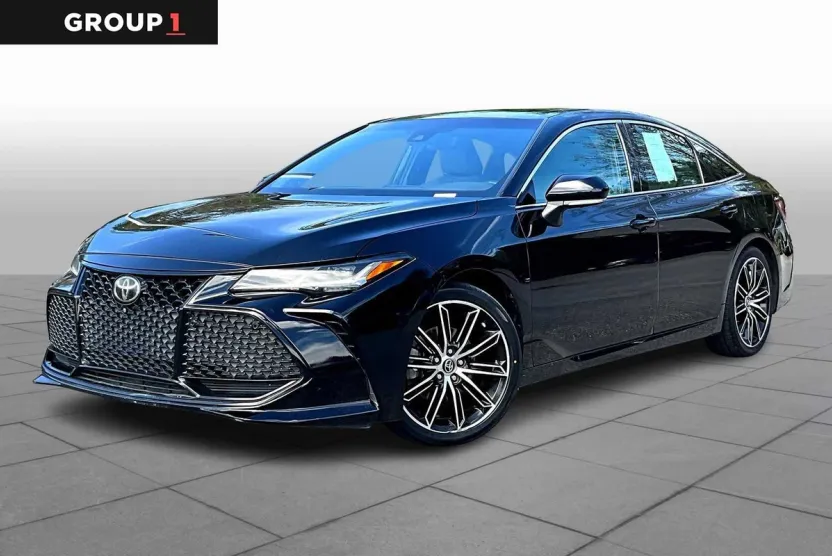 2019 Toyota Avalon Touring photo 1