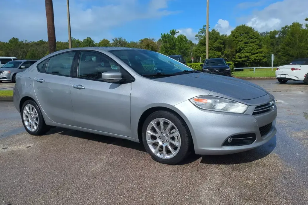 2014 Dodge Dart Limited photo 1