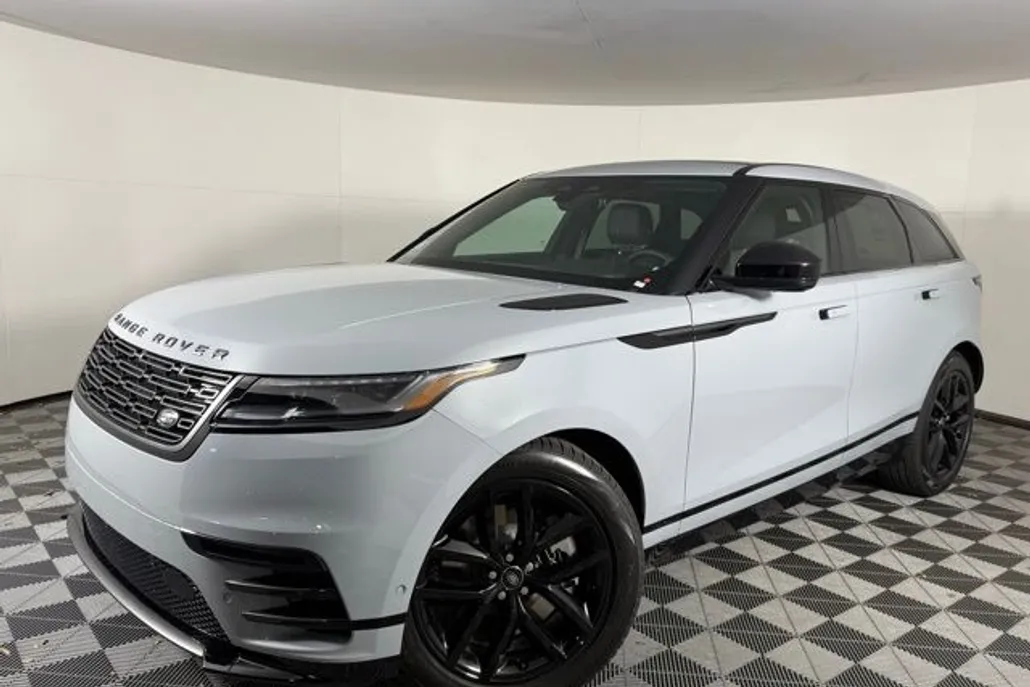 2026 Land Rover Range Rover Velar SE photo 1