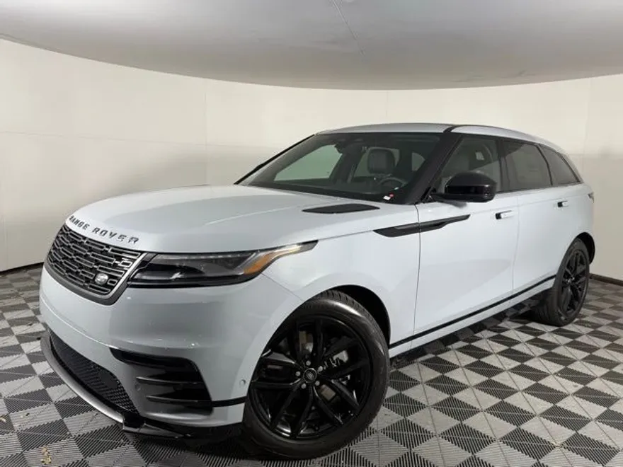 2026 Land Rover Range Rover Velar SE photo 1