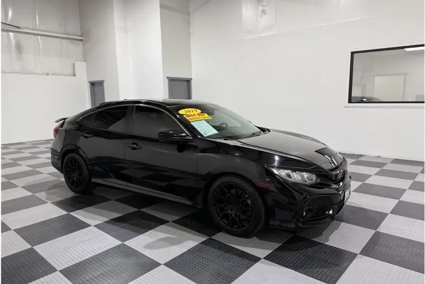 2019 Honda Civic Si photo 1
