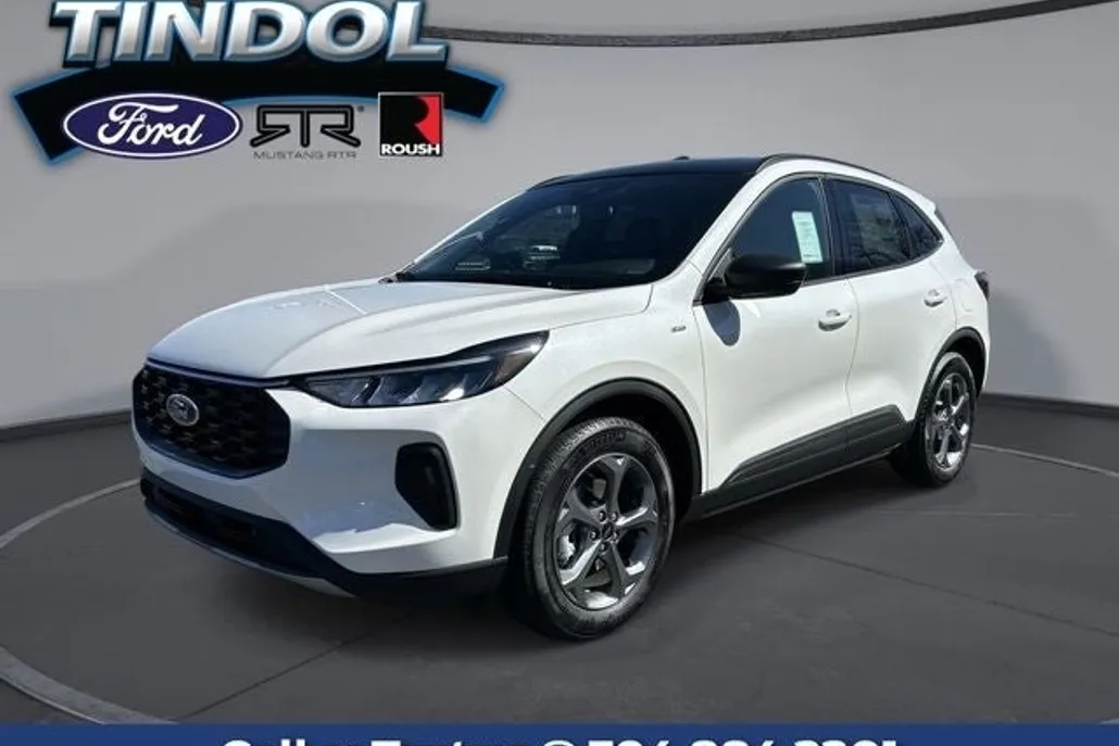 2025 Ford Escape ST-Line photo 1