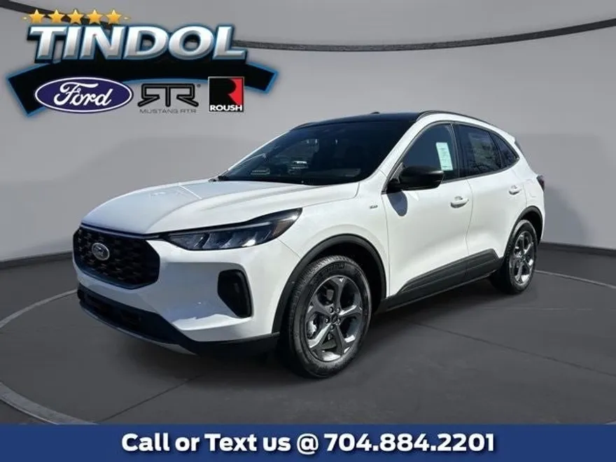 2025 Ford Escape ST-Line photo 1