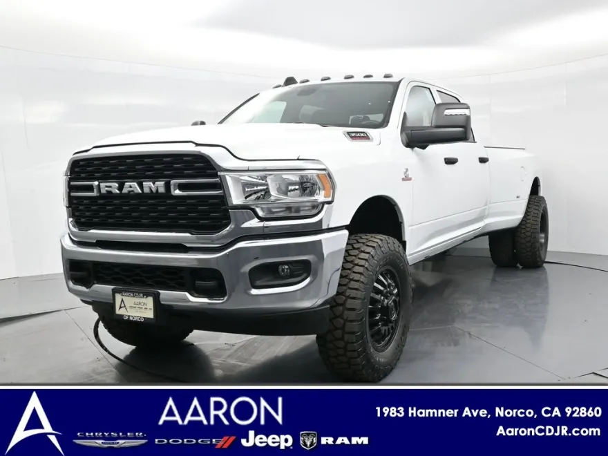 2024 Ram 3500 Tradesman photo 1