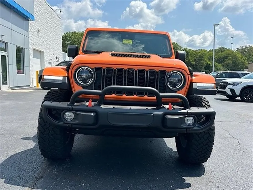 2025 Jeep Gladiator Mojave photo 1