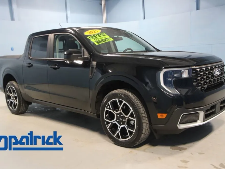 2025 Ford Maverick Lariat photo 1