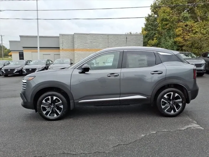 2026 Nissan Kicks SV photo 1