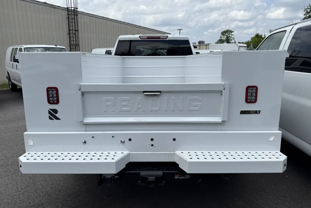2024 Chevrolet Silverado 3500HD photo 1