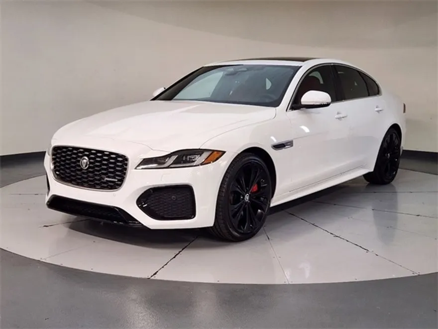 2024 Jaguar XF P250 R-Dynamic SE photo 1