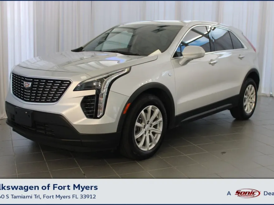 2021 Cadillac XT4 Luxury photo 1