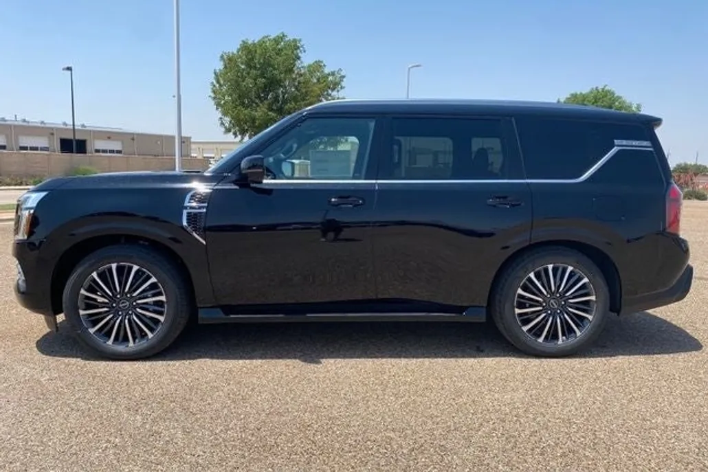 2025 Nissan Armada Platinum Reserve photo 1