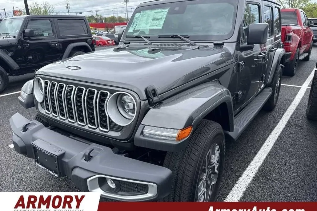 2025 Jeep Wrangler Sahara photo 1