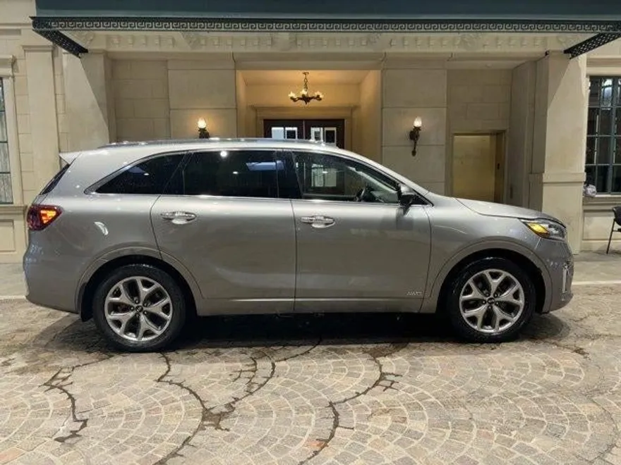 2019 Kia Sorento SX V6 photo 1