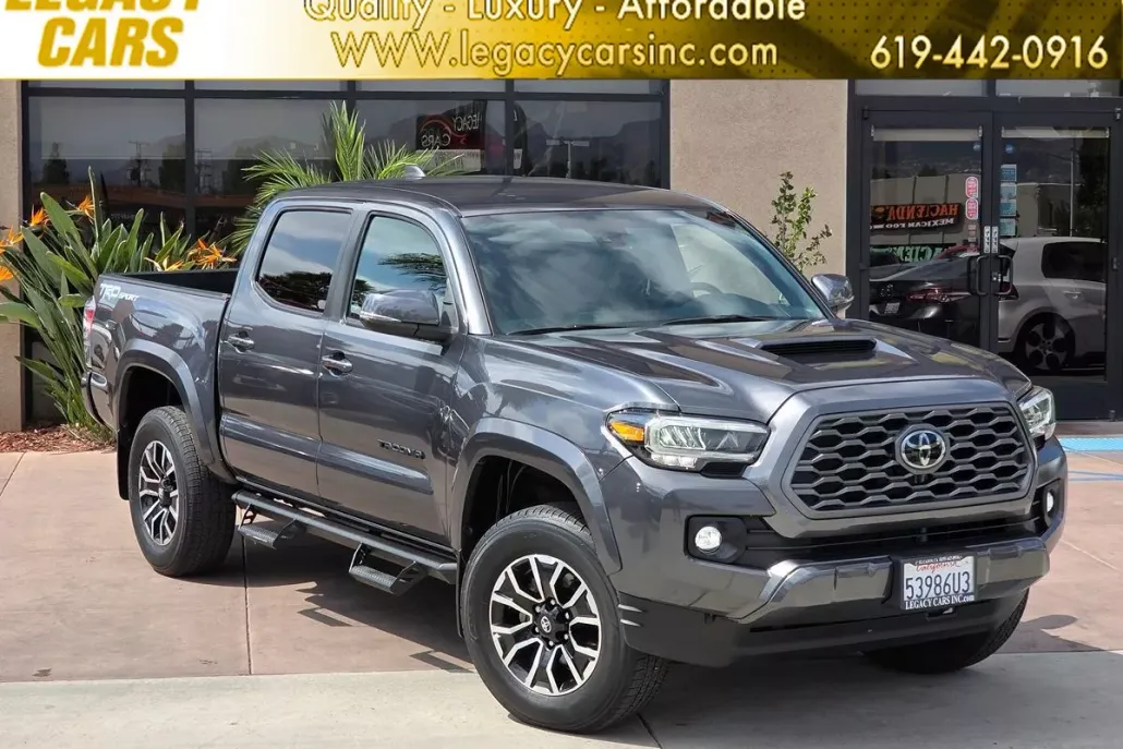 2023 Toyota Tacoma TRD Sport photo 1