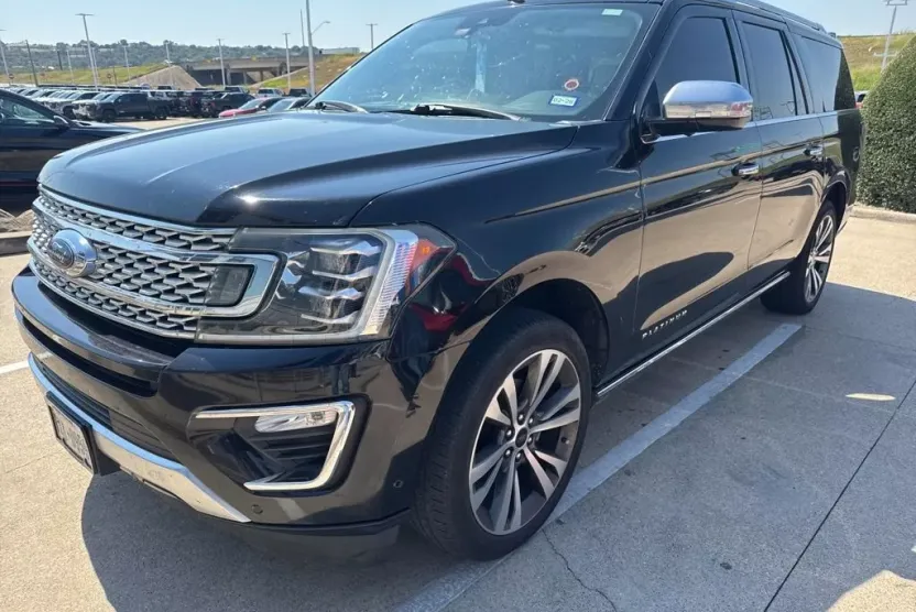 2020 Ford Expedition MAX Platinum photo 1