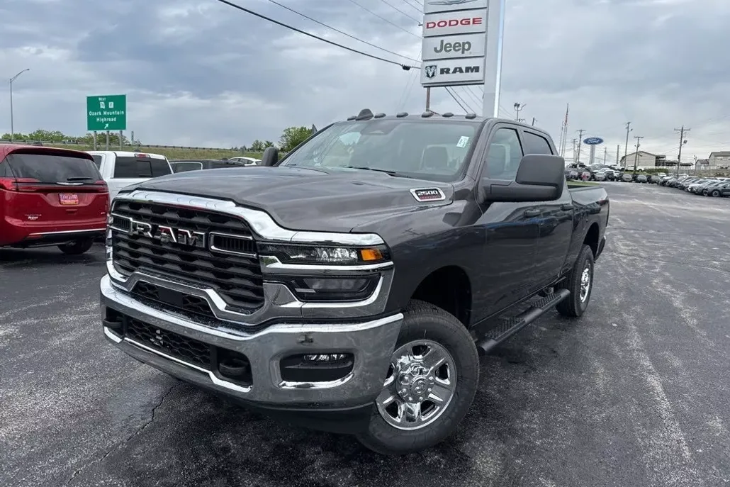 2025 Ram 2500 Tradesman photo 1