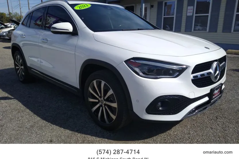 2021 Mercedes Benz GLA 250 4MATIC photo 1