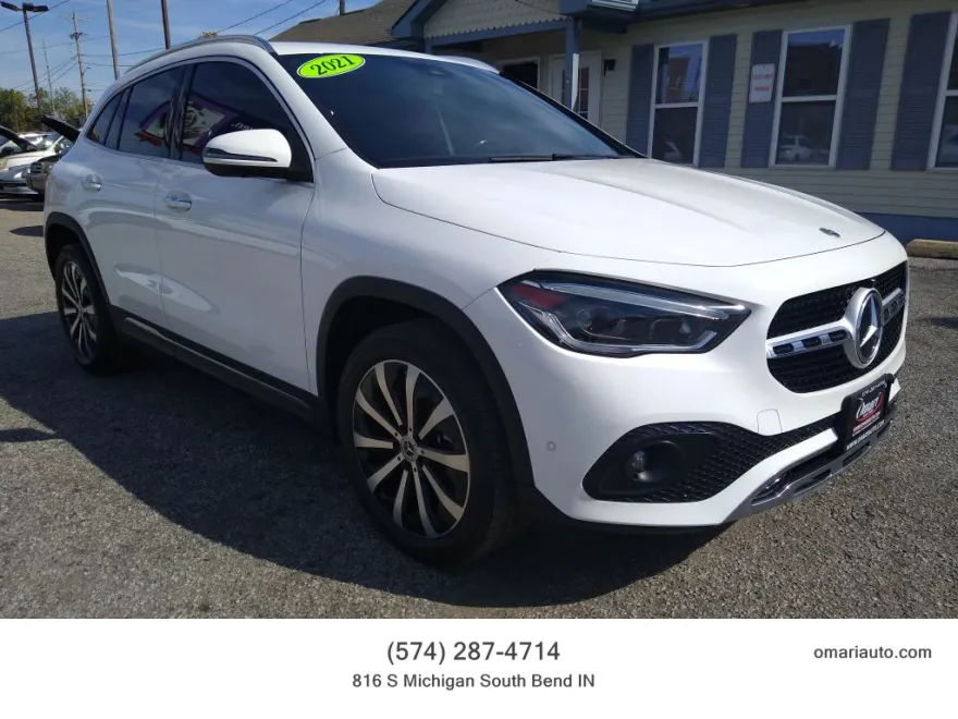 2021 Mercedes Benz GLA 250 4MATIC photo 1