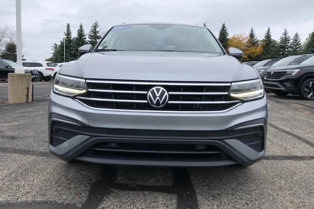 2024 Volkswagen Tiguan SE Wolfsburg Edition photo 1