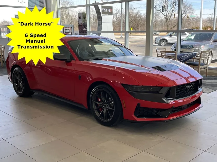 2025 Ford Mustang Dark Horse photo 1