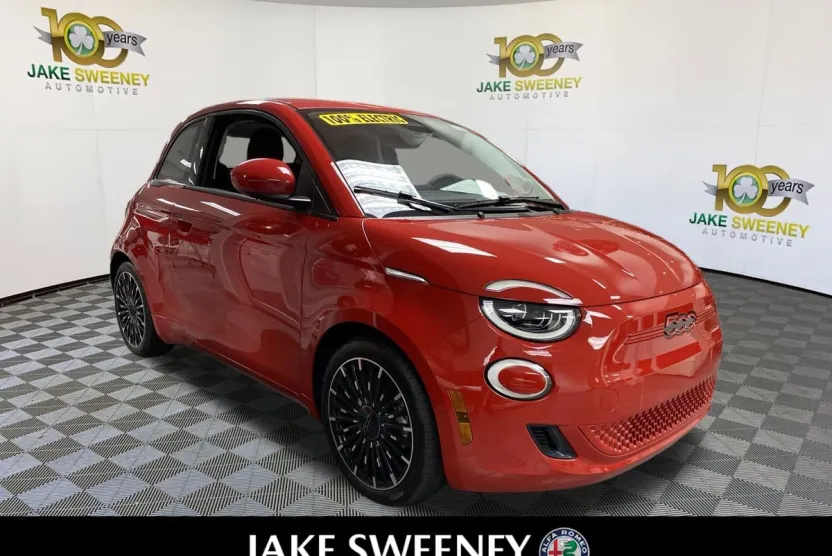 2024 Fiat 500e Red photo 1