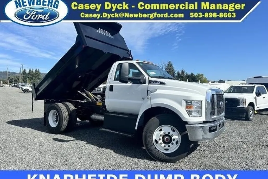 2025 Ford F-750 photo 1
