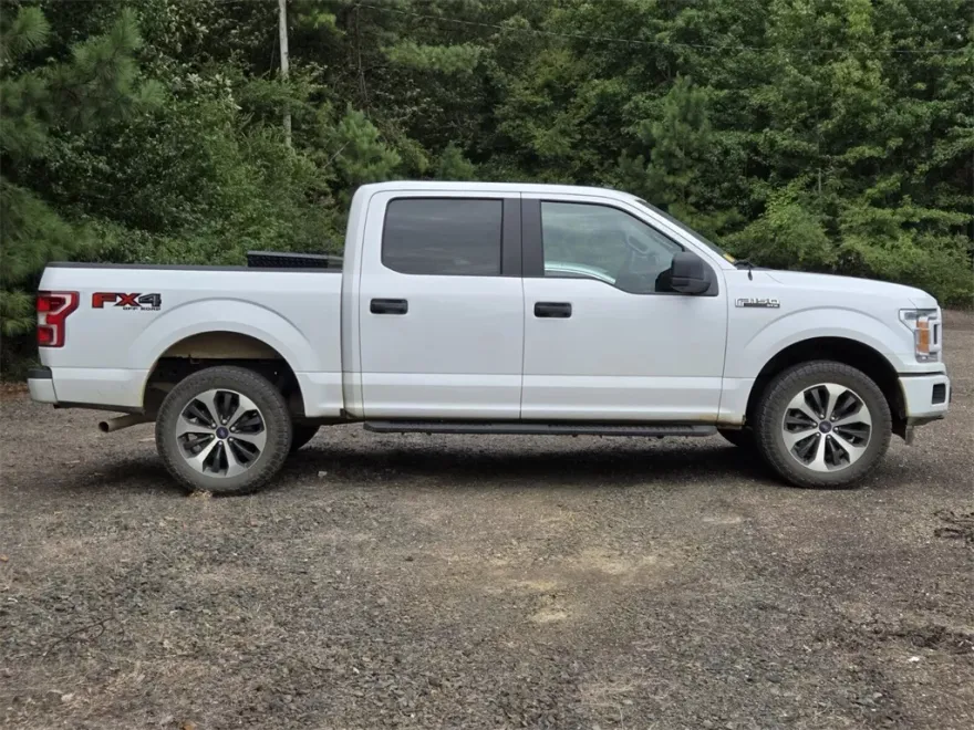 2019 Ford F-150 XL photo 1