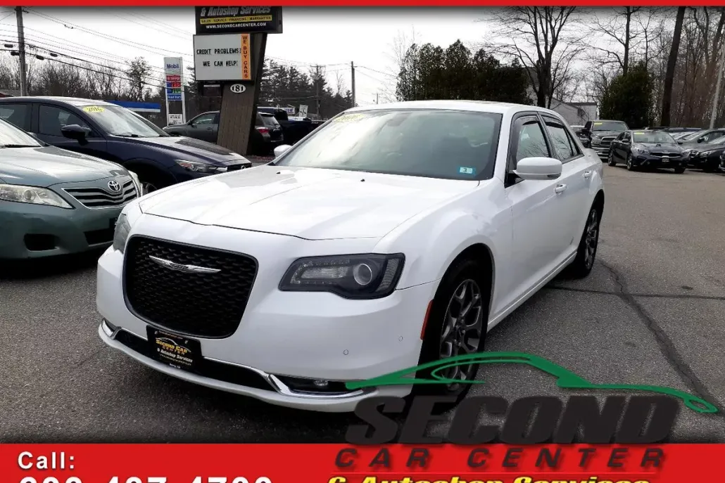 2016 Chrysler 300 photo 1
