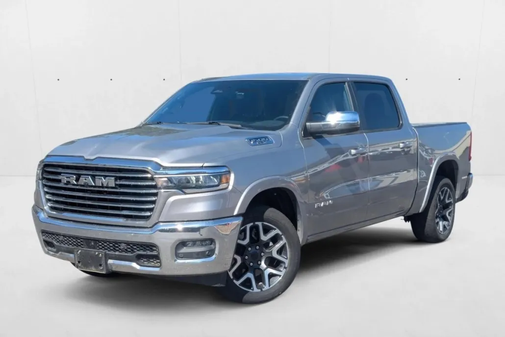 2025 Ram 1500 Laramie photo 1