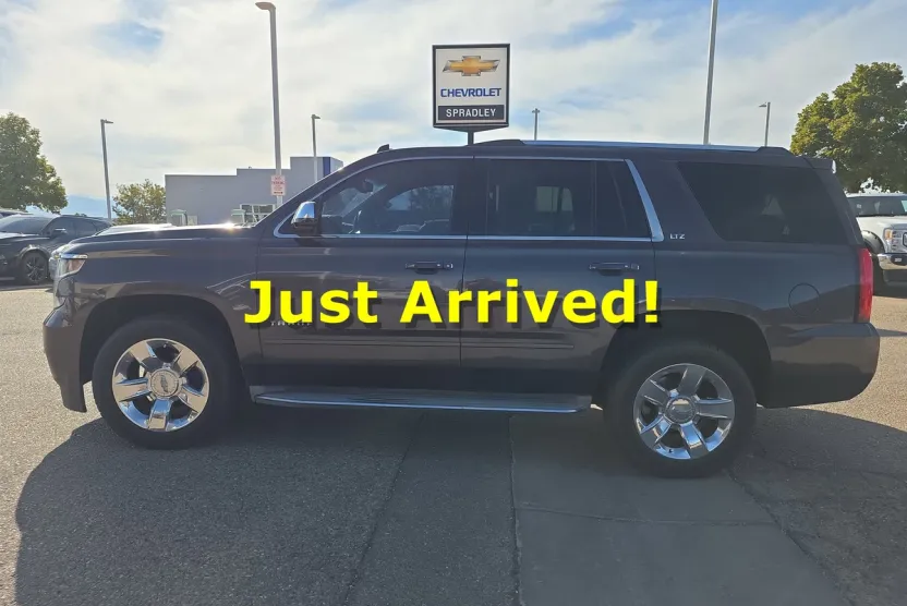 2015 Chevrolet Tahoe LTZ photo 1
