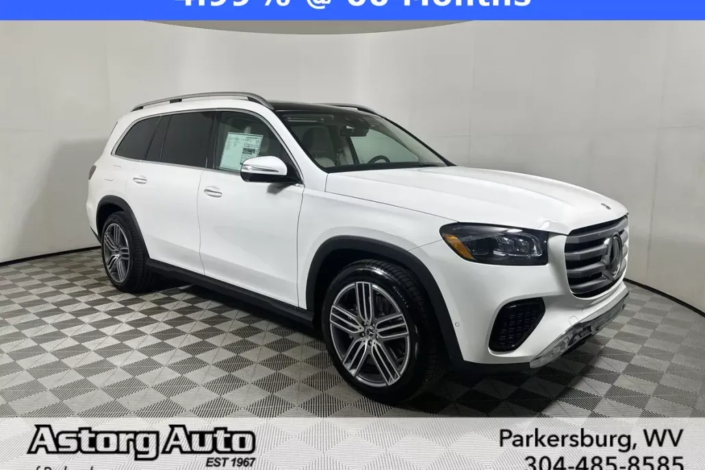 2025 Mercedes Benz GLS 450 4MATIC photo 1