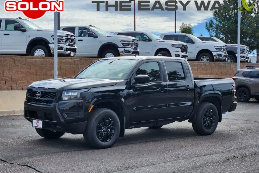 2026 Nissan Frontier Crew Cab SV photo 1