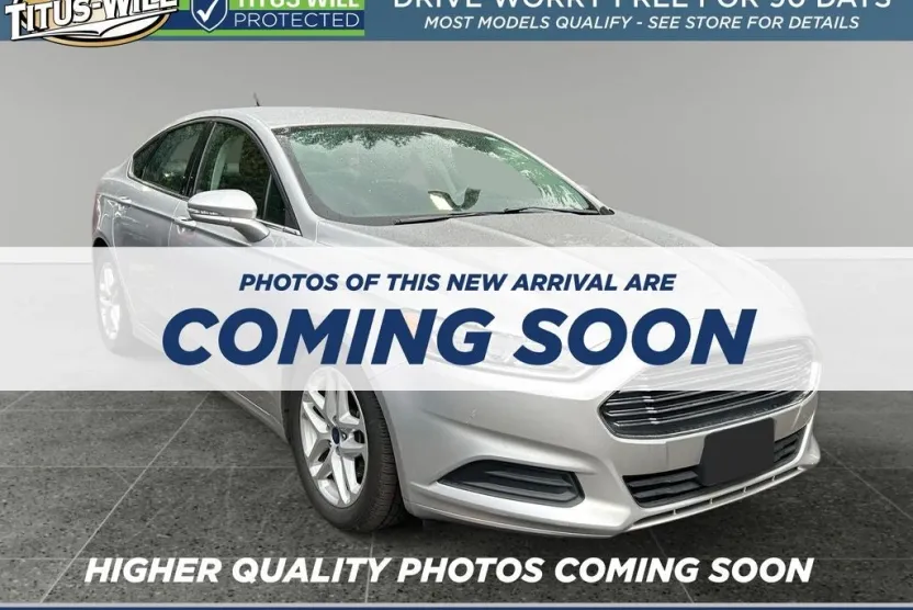 2016 Ford Fusion SE photo 1
